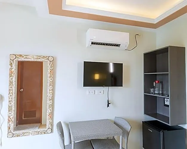 Anahaw Seaside Hotel 3*